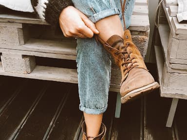 Wildlederschuhe reinigen: Die besten Hausmittel und Tipps