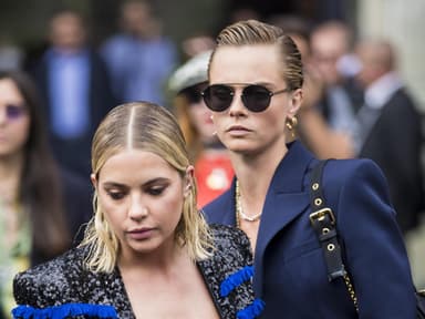 ashley benson cara delevingne