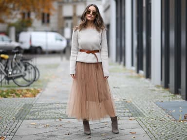 Rockformen für kleine Frauen