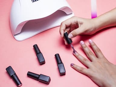UV-Nagellack
