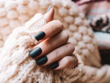 Nageltrend schwarze Nägel