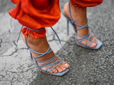 Blaue Sandalen mit Absatz