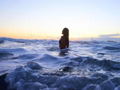 Frau im Wasser