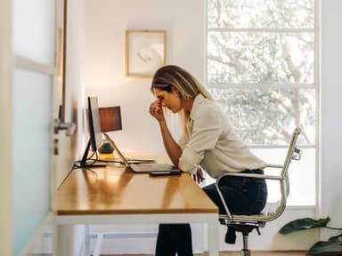 Frau im Home-Office
