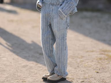 Gestreifte Hose