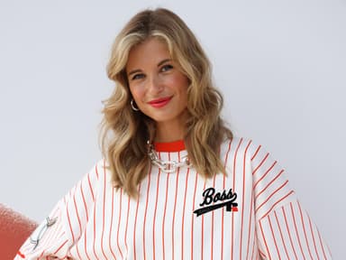 Xenia Adonts Locken