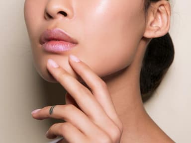 Model mit Watery Nails Model mit Watery Nails