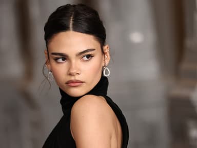 Matte Foundation ist zurück – wir tragen 2026 Velvet Skin. Ariana Greenblatt