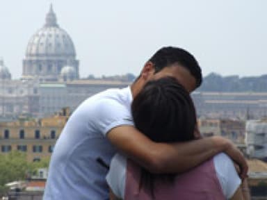 Flirt-Tipps für jedes Urlaubsland