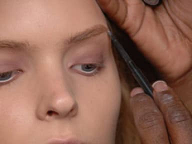 Augenbrauen: Reine Formsache