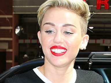 Nippelalarm: Miley Cyrus ohne BH