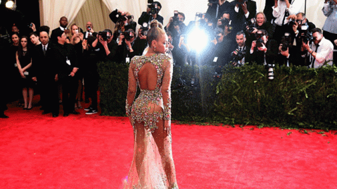 gettyimages-472182228-30422.gif