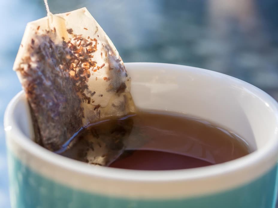 Grüner Tee Zu Lange Ziehen Lassen Giftig Das passiert, wenn du deinen Tee zu lange ziehen lässt