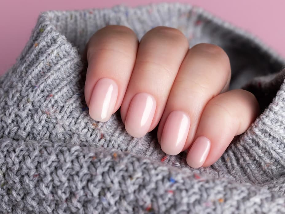 Gelbe Nägel Mögliche Ursachen und was du dagegen tun kannst