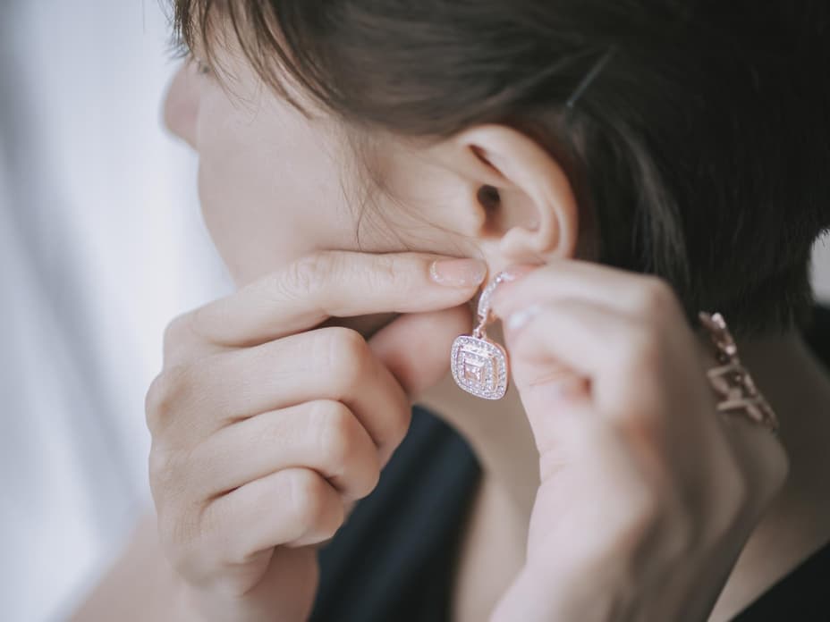 Ohrloch entzündet Ursachen und Hausmittel