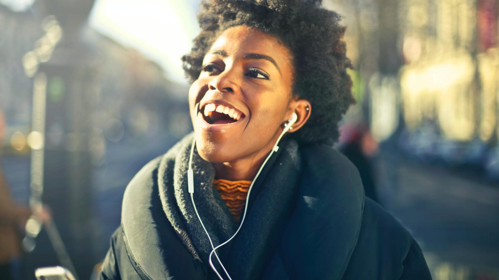 Jolie bei Spotify Hier hört ihr die Lieblingssongs der Stars