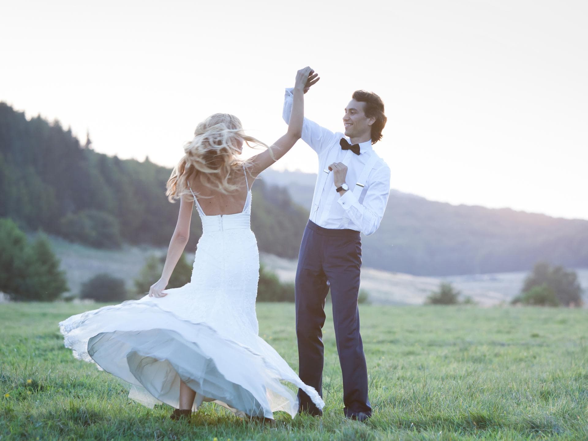 Hochzeitslieder Fur Trauung Hochzeitstanz Co Bilder Hochzeit Tischdeko