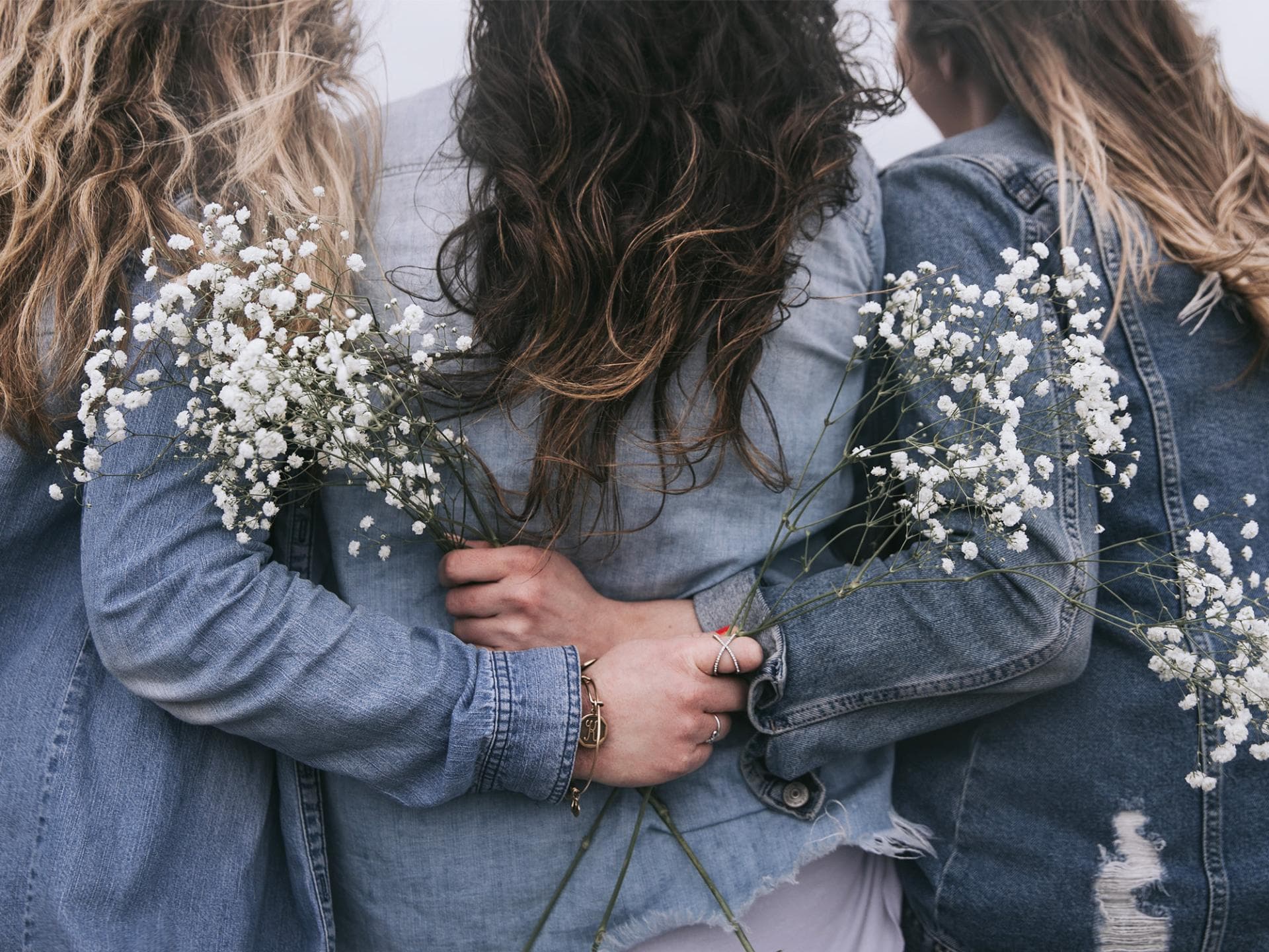 Deshalb Ist Es Besser Weniger Freunde Zu Haben