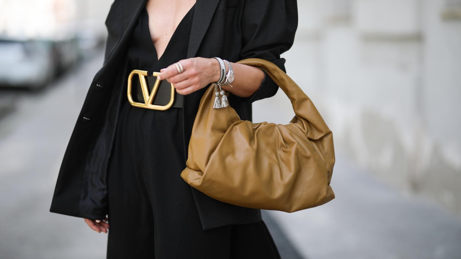 Sommerkleider für kleine Brüste Diese Kleider schmeicheln und sind im Trend