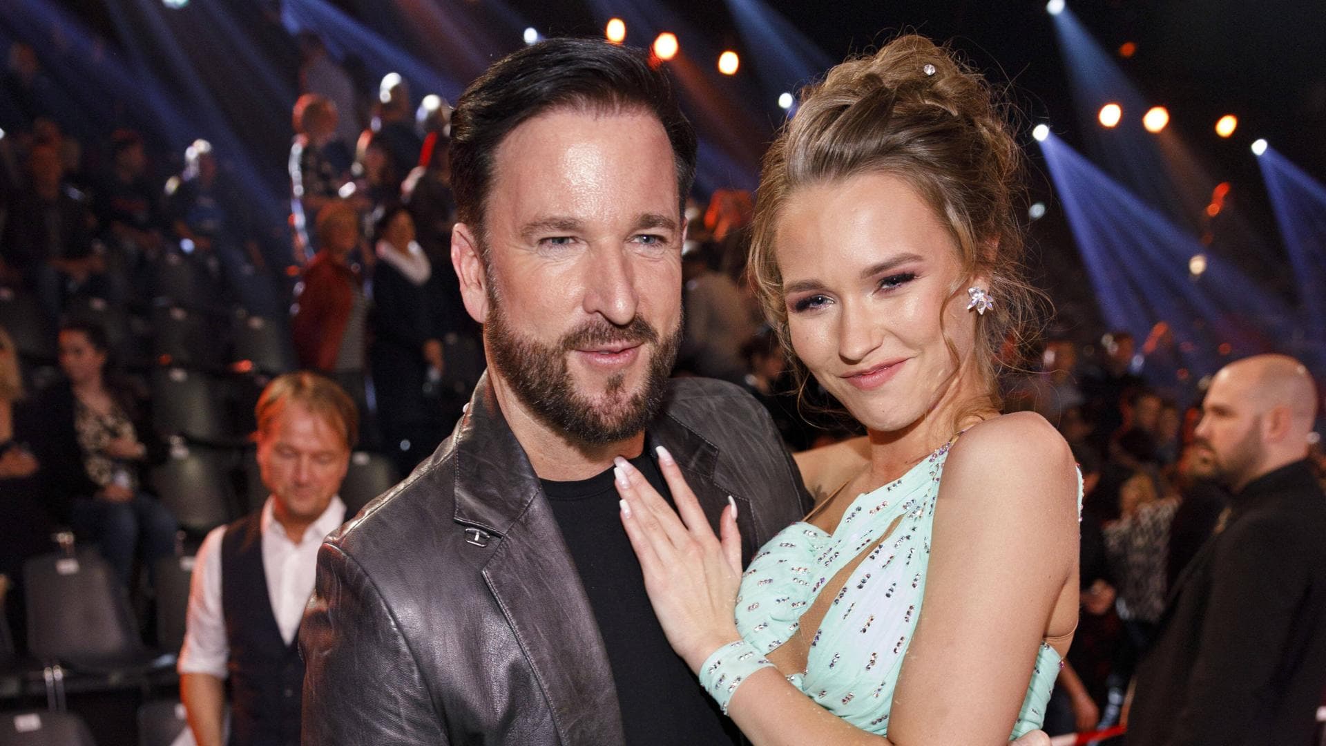 Laura Müller Erstes Video auf "OnlyFans" online! Michael Wendler zeigt ihren nackten Po