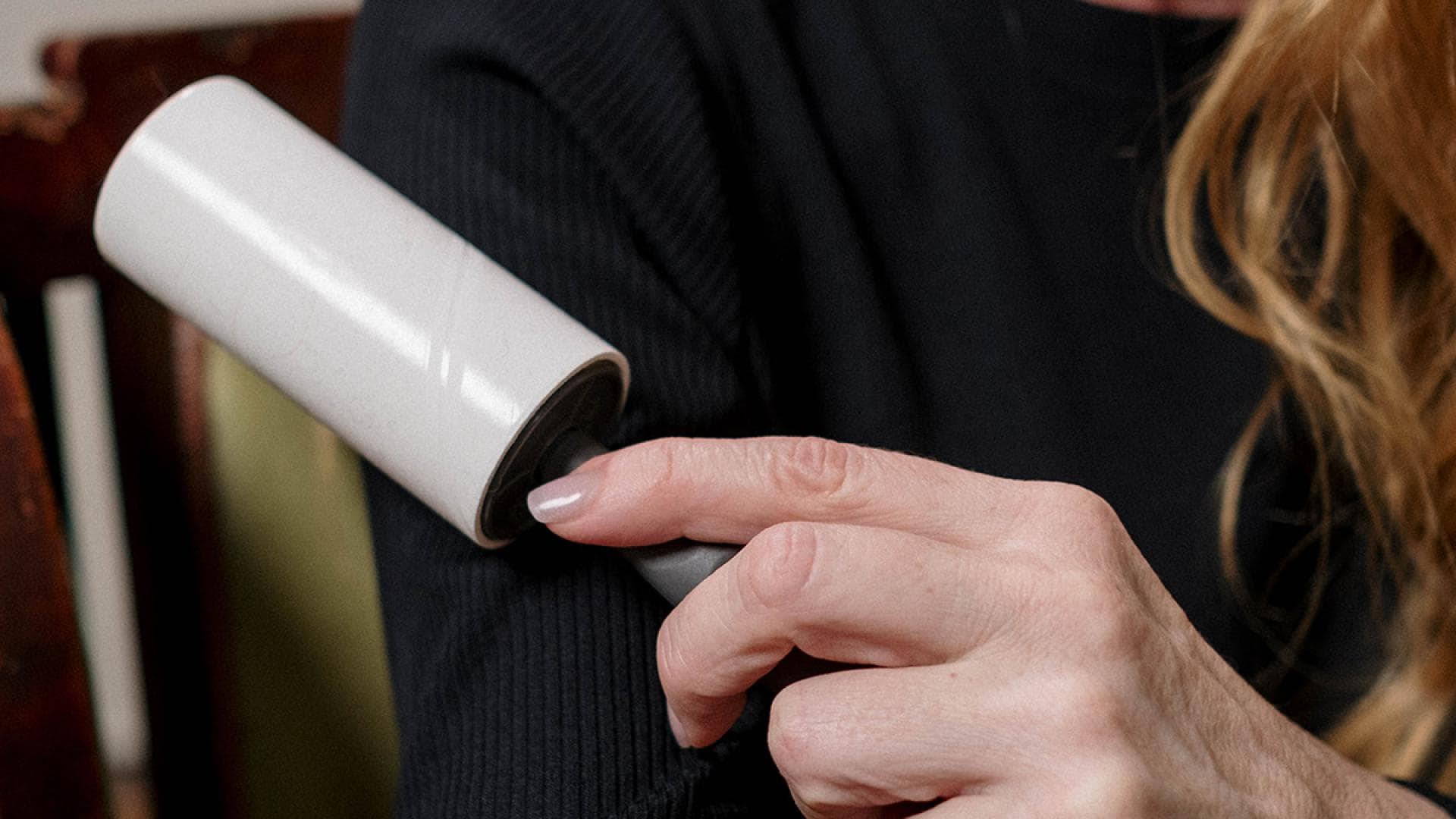 Fusseln entfernen: Die besten Tipps gegen fusselige Kleidung