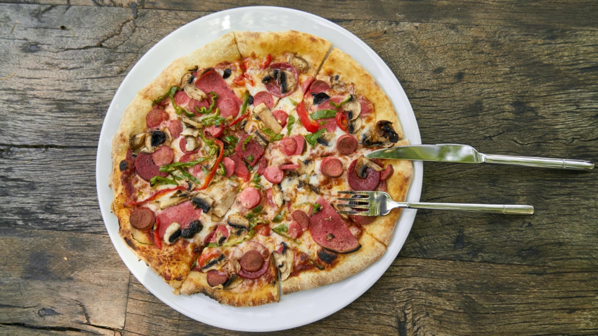 Rückruf 2022: Plastikteile in Pizza gefunden! Vorsicht im Rewe Rückruf 2022: Plastikteile in Pizza gefunden! Vorsicht im Rewe