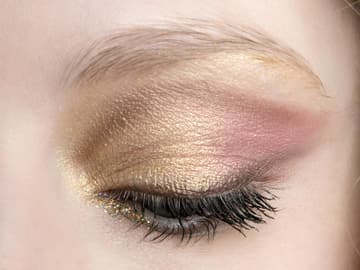 Lidschatten richtig auftragen: Tricks für ein perfektes Augen-Make-up!