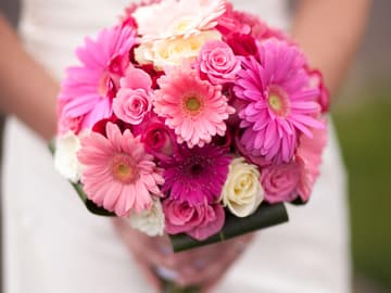 Abfliessende Brautstrausse Blumen Von Sylvia In Chemnitz