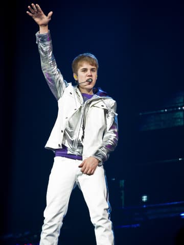 27+ Selena Gomez Justin Bieber Jung Pics